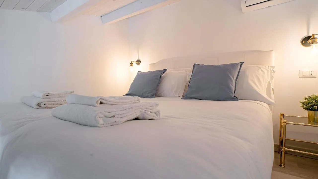 Piccola Luna Cozy Home Avola 0*,